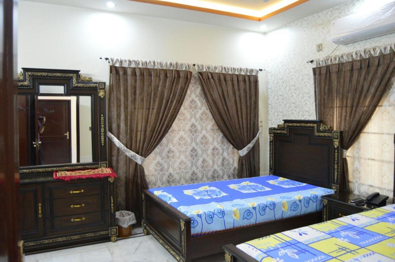 Patel Residency Guest House Karachi Exteriör bild