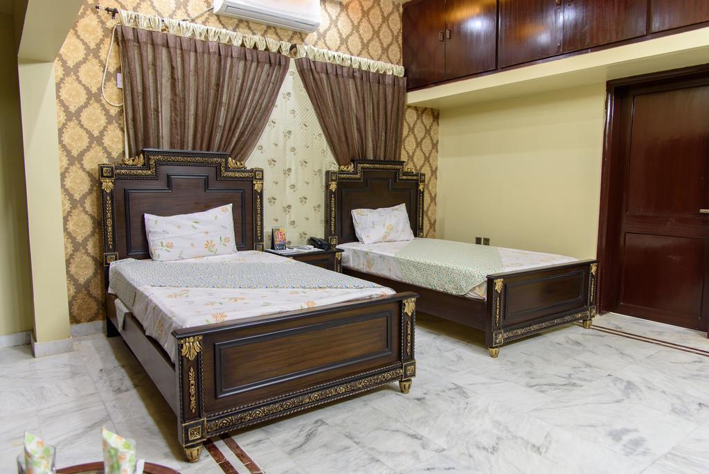 Patel Residency Guest House Karachi Exteriör bild